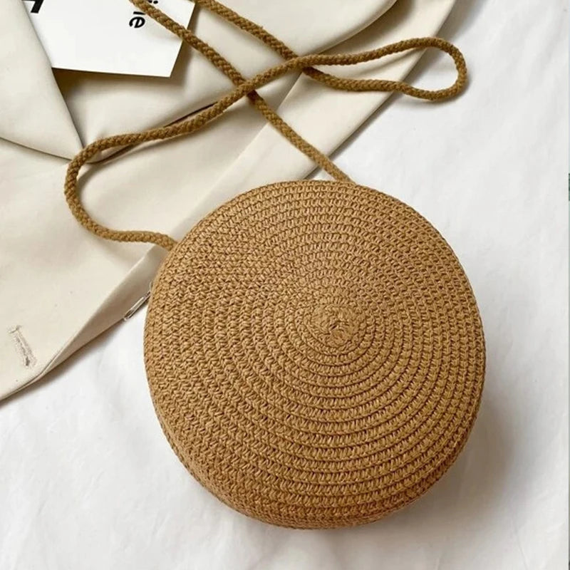 Minimalist Straw Bag